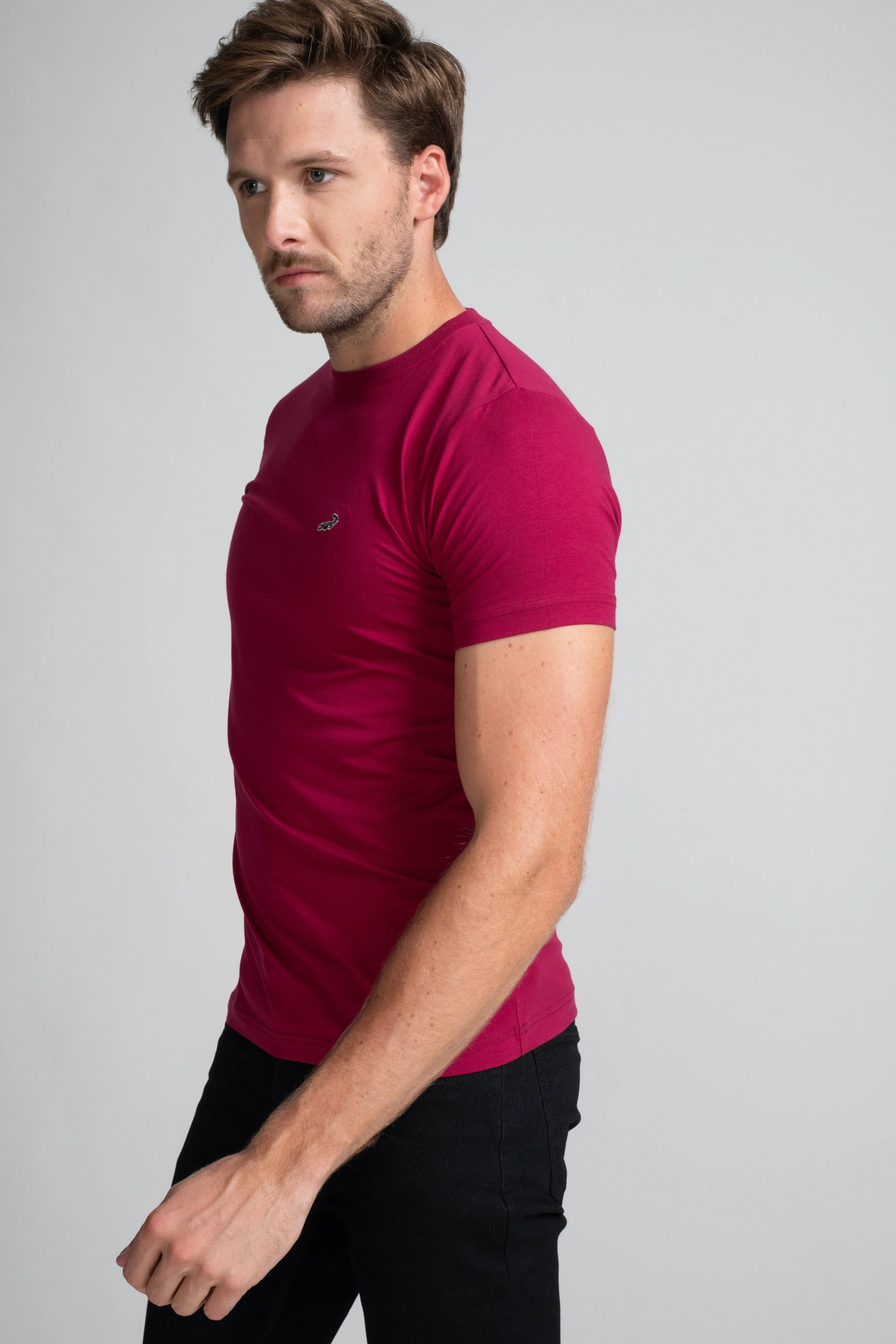 Action Fit Short sleeves-CasualCrew Neck - Persian Red