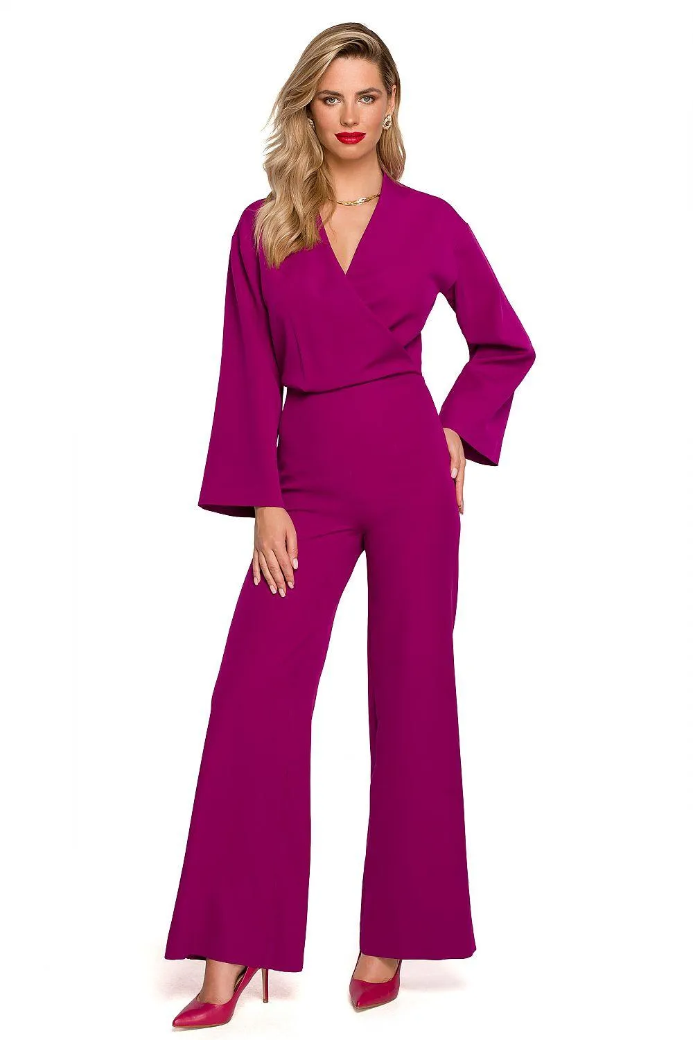 Chic Wide-Legged Jumpsuit with Flared Sleeves