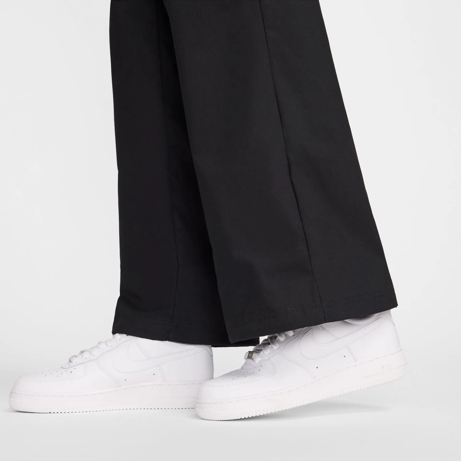 Esssential MR Woven Cargo Pant - Womens